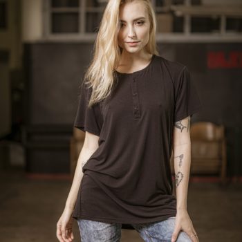 T-shirt z guzikami unisex krótki rękaw